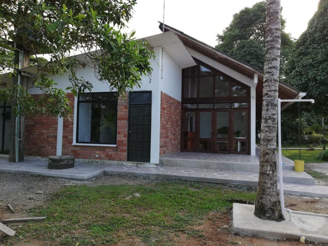 Hostal Suna Vito Puerto Asis Luaran gambar