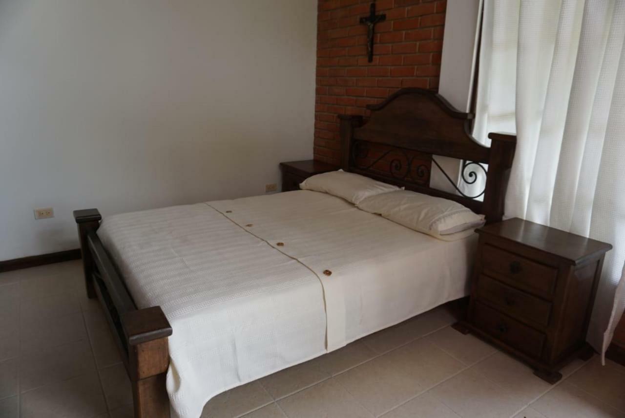 Hostal Suna Vito Puerto Asis Luaran gambar